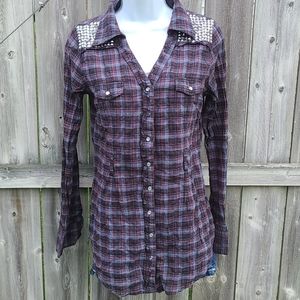 Daytrip Western Tunic with Snap Front